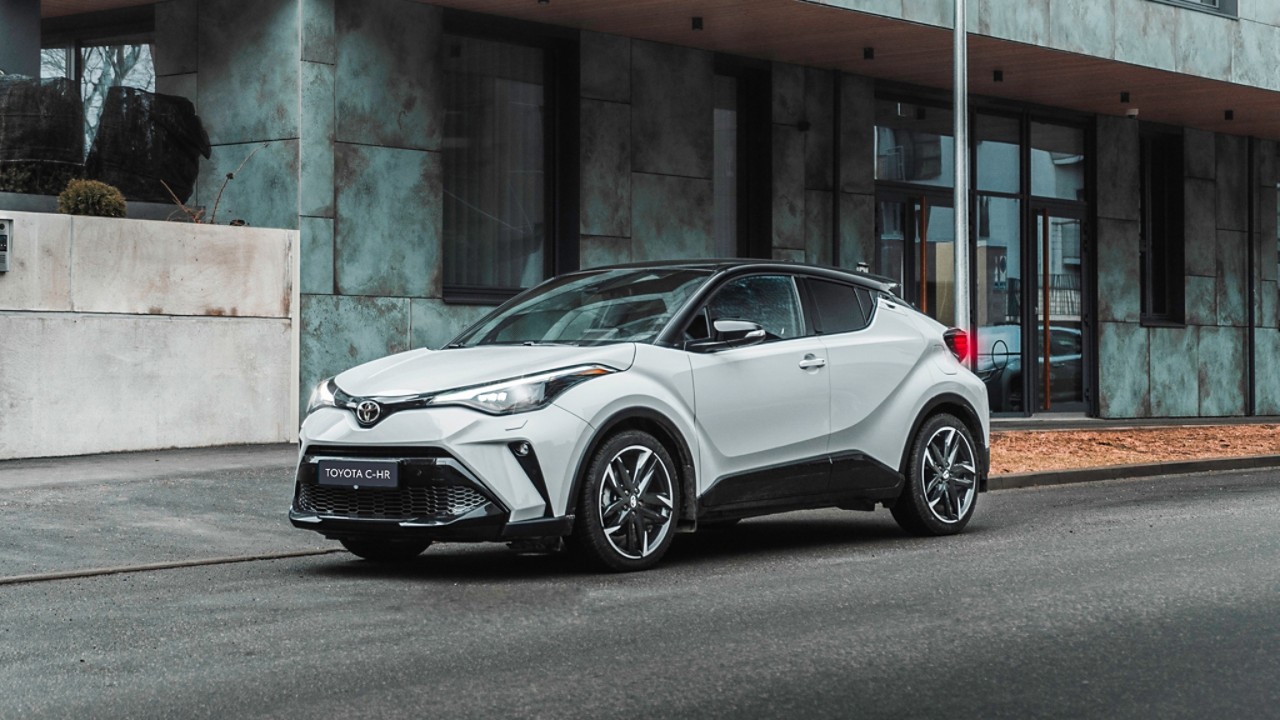 Skatīt automobiļus noliktavā